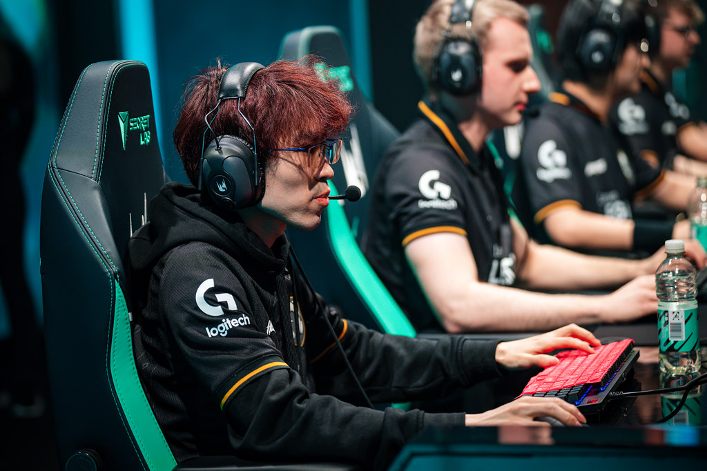 LEC Winter 2023 Week 2