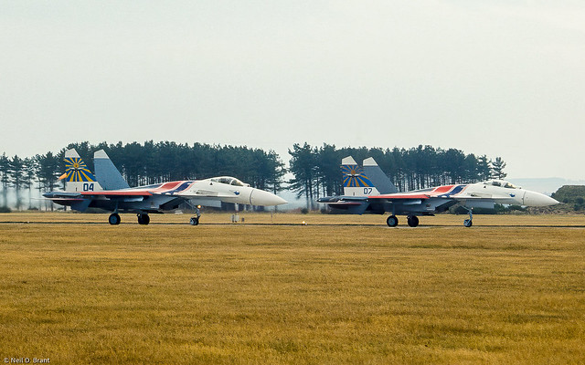 Russian Knights Sukhoi Su-27 Flankers 04 & 07 blue