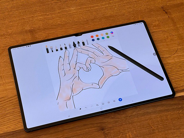 7 Best professional and most expensive drawing tablets for senior artists