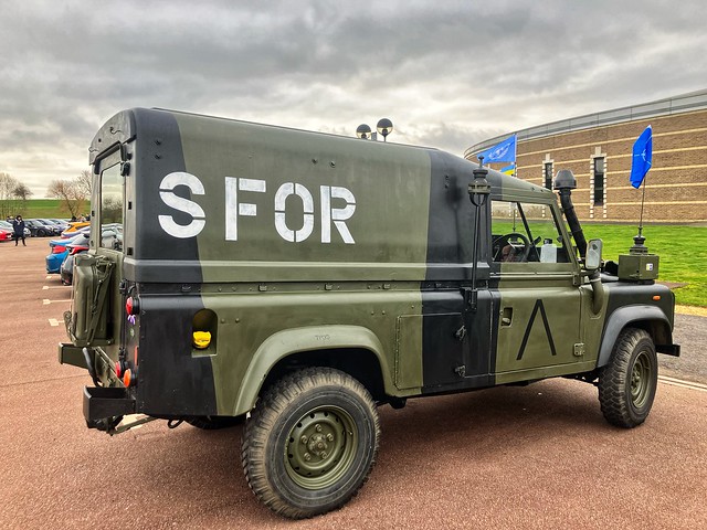 SFOR Land Rover Defender 110