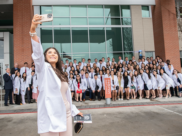 DDS Class of 2024 White Coat Ceremony