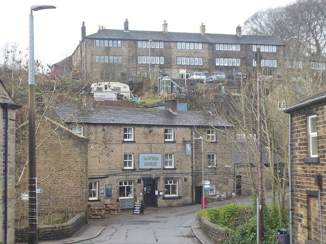 P1950769    Howard and Cleggy's Houses and The White Horse.  Jackson Bridge, Holmfirth     January 2023