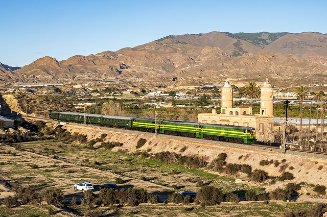 Tren chárter de PTG Tours en su trayecto entre Madrid y Almería pasando por Benahadux