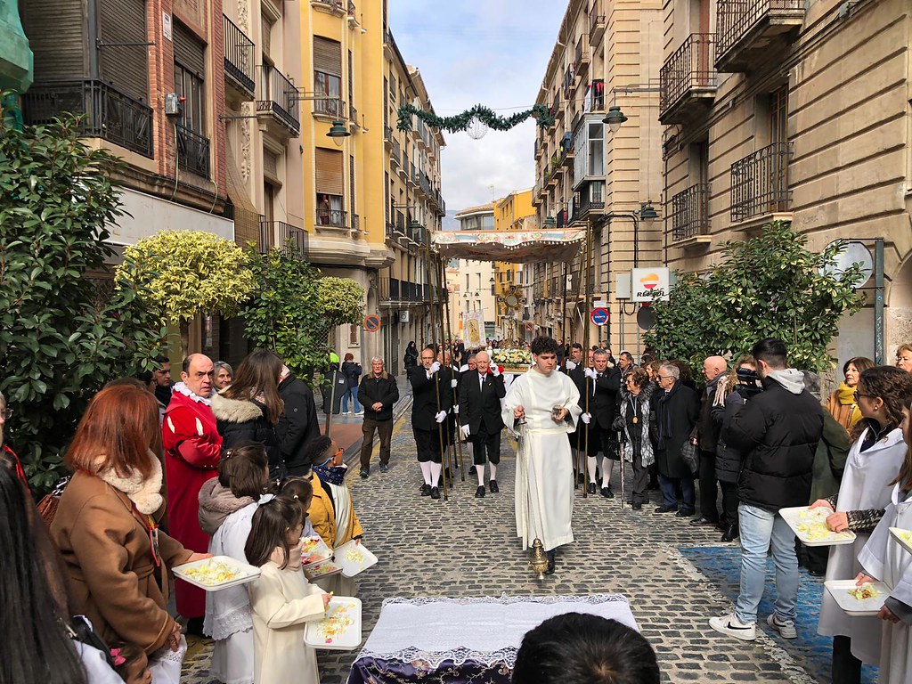 España - Procesión y Misa en la Fiesta del Niño Jesús del Milagro en el Monasterio de Alcoy
