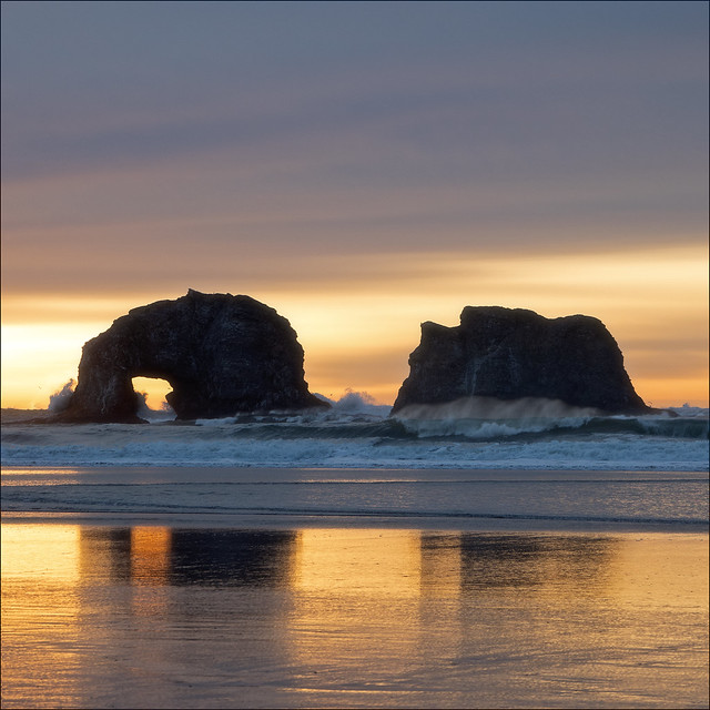 Oregon Coast Trip 2 Report • Collecting Waves at Twin Rocks • 4:50PM January 30, 2023