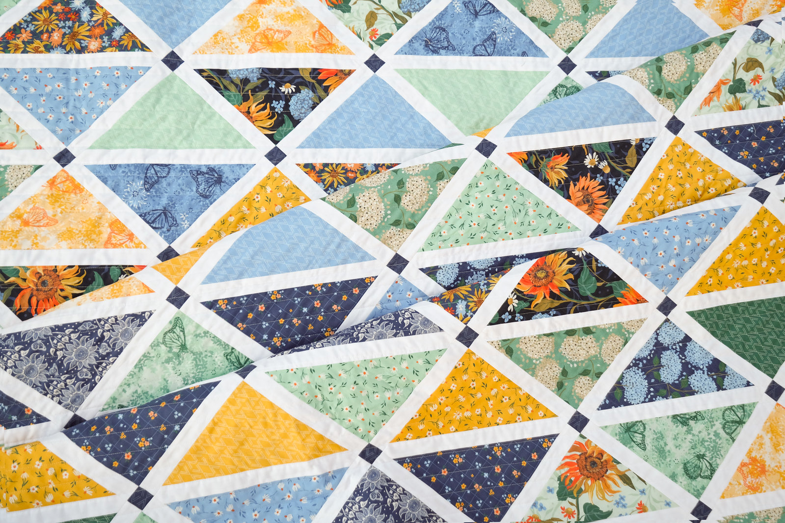 The Nina Quilt in Sundance — Kitchen Table Quilting