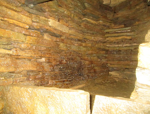 Side Chamber, Cuween Chambered Cairn