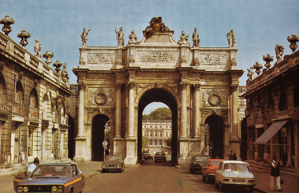 Postcard Nancy (54 Meurthe et Moselle) L'Arc de Triomphe Grand Atlas de la France Alpha Editions Grammont S.A. Photo Francis Jalain-Explorer 1987a
