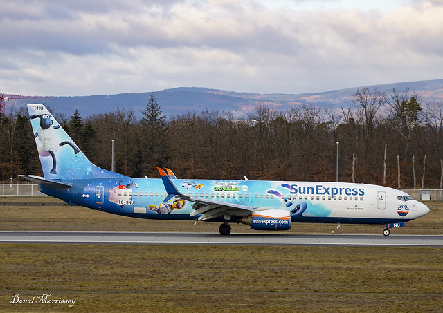 SunExpress (Shaun das Schaf - UFO-Alarm Livery) 737-800 TC-SNU