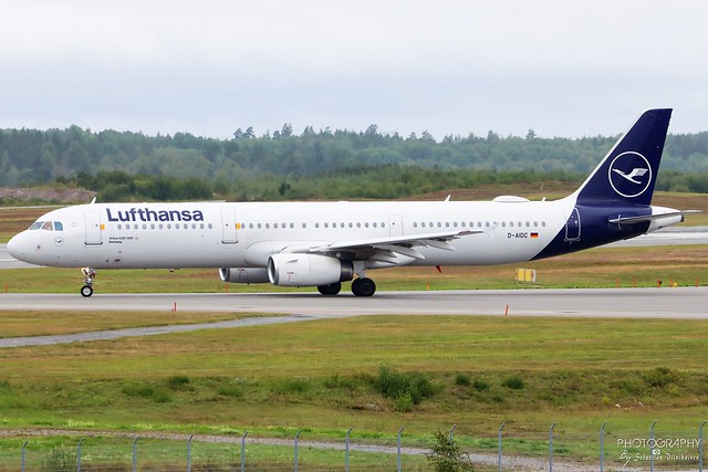 D-AIDC Lufthansa Airbus A321-200, ESSA, Sweden
