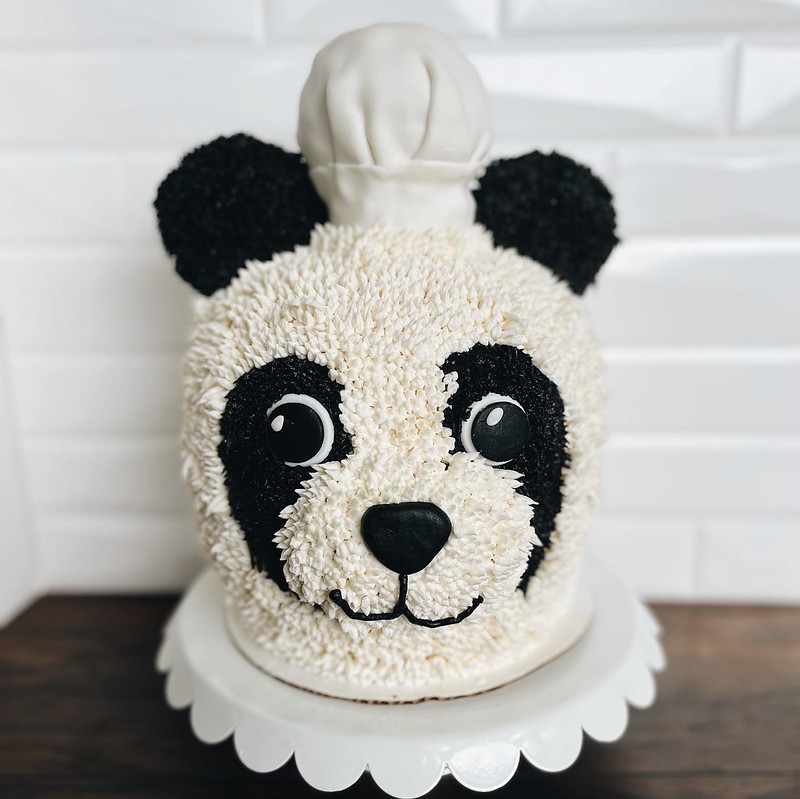 Cake by Bethany Bakes