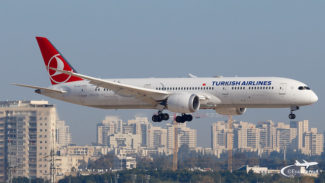 TLV - Turkish Airlines Boeing 787-9 TC-LLB