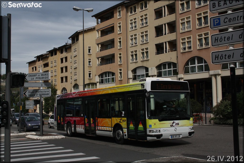 Irisbus Agora S – Vienne Mobilités (RATP Dev) / L'va (Lignes de Vienne Agglomération) n°64