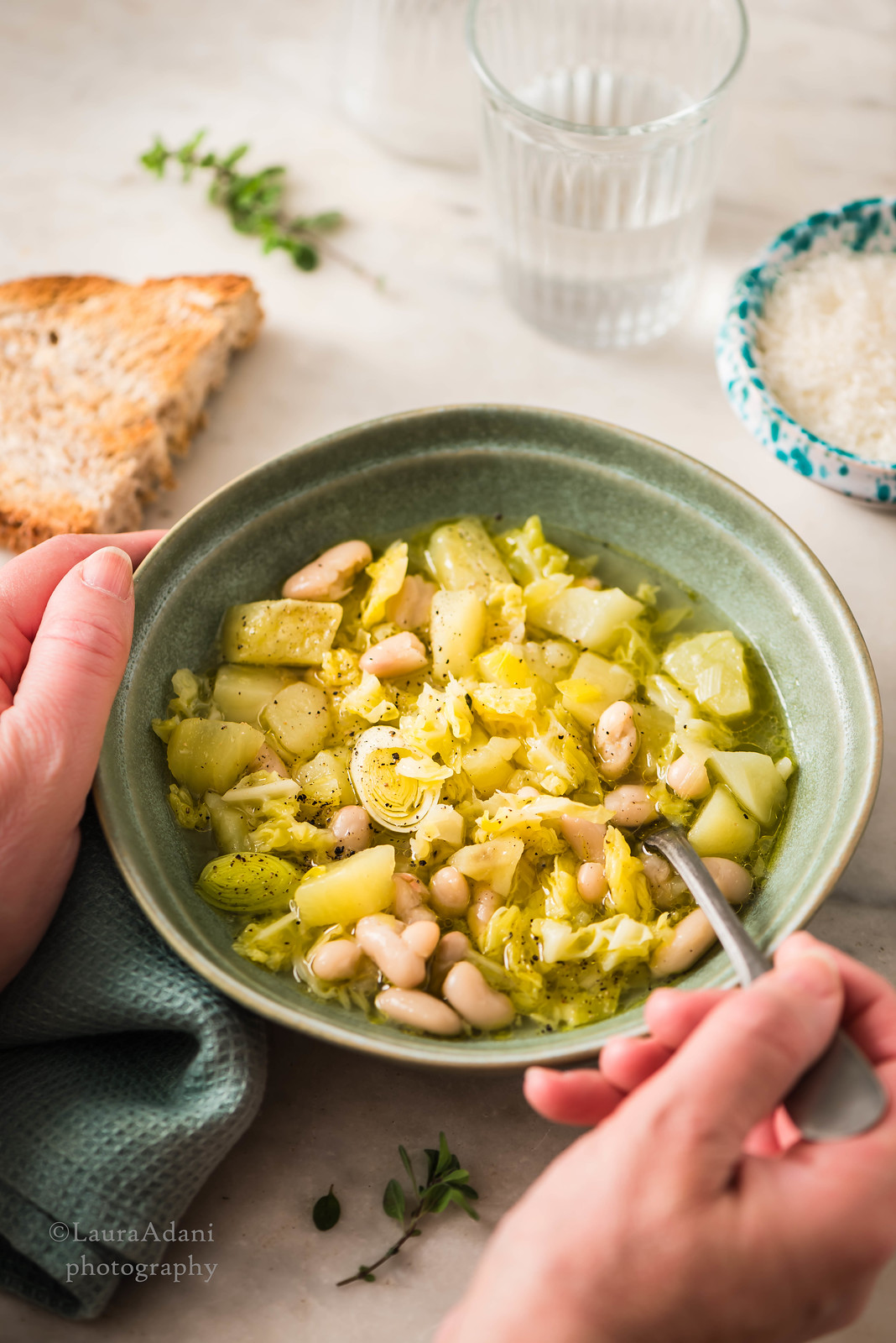Cabbage and white bean soup - web-3085