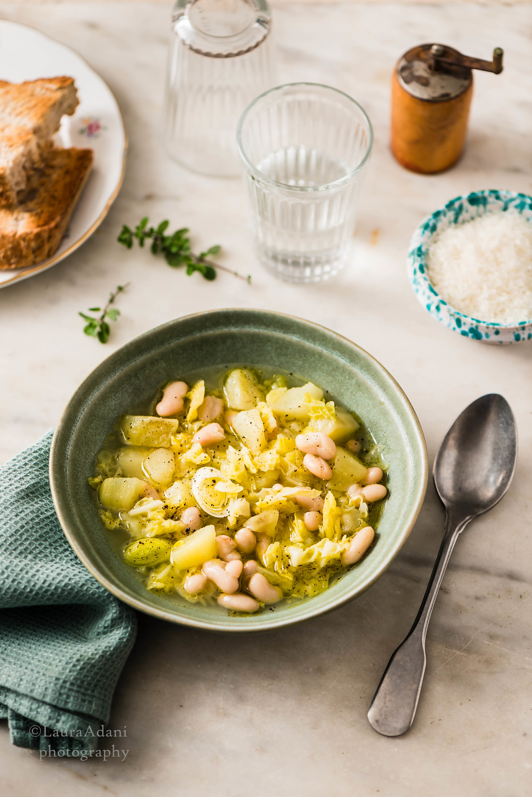 Cabbage and white bean soup - web-3074