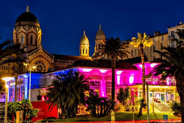 Saint-Raphael et son casino by night -1L8A0567