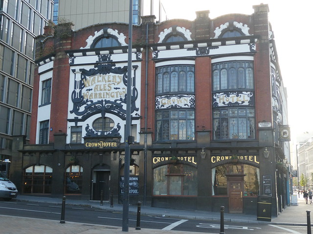 Liverpool [Listed Building Grade II] - Crown Hotel 221109