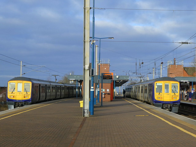319361 and 319366 at Wigan North Western