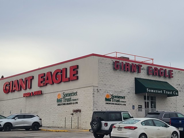 Giant Eagle - Uniontown, PA