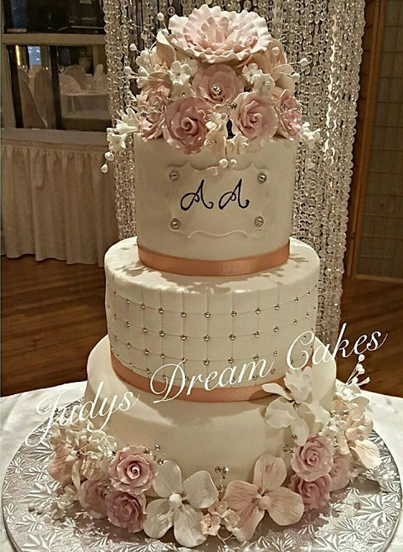 Cake by Judys Dream Cakes
