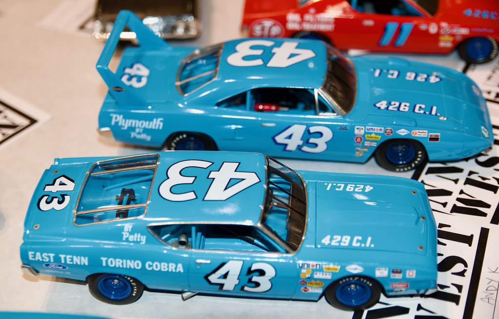 Andy Kellock's Petty Torino and Superbird, 43 cars DSC_0063 (1)