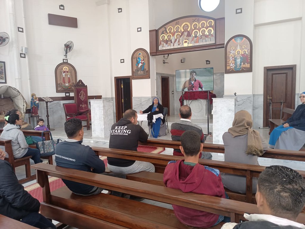 Egipto - Visita y apostolado con las familias en Ibni Betak