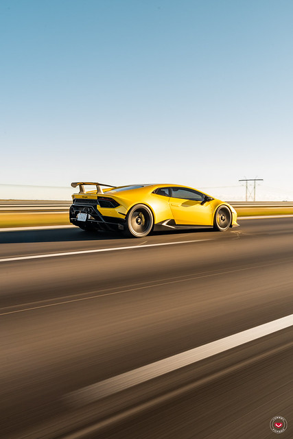 Lamborghini Huracan - M-X Series - M-X2 - © Vossen Wheels 2023 - 403
