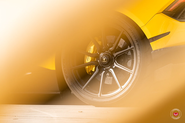 Lamborghini Huracan - M-X Series - M-X2 - © Vossen Wheels 2023 - 442