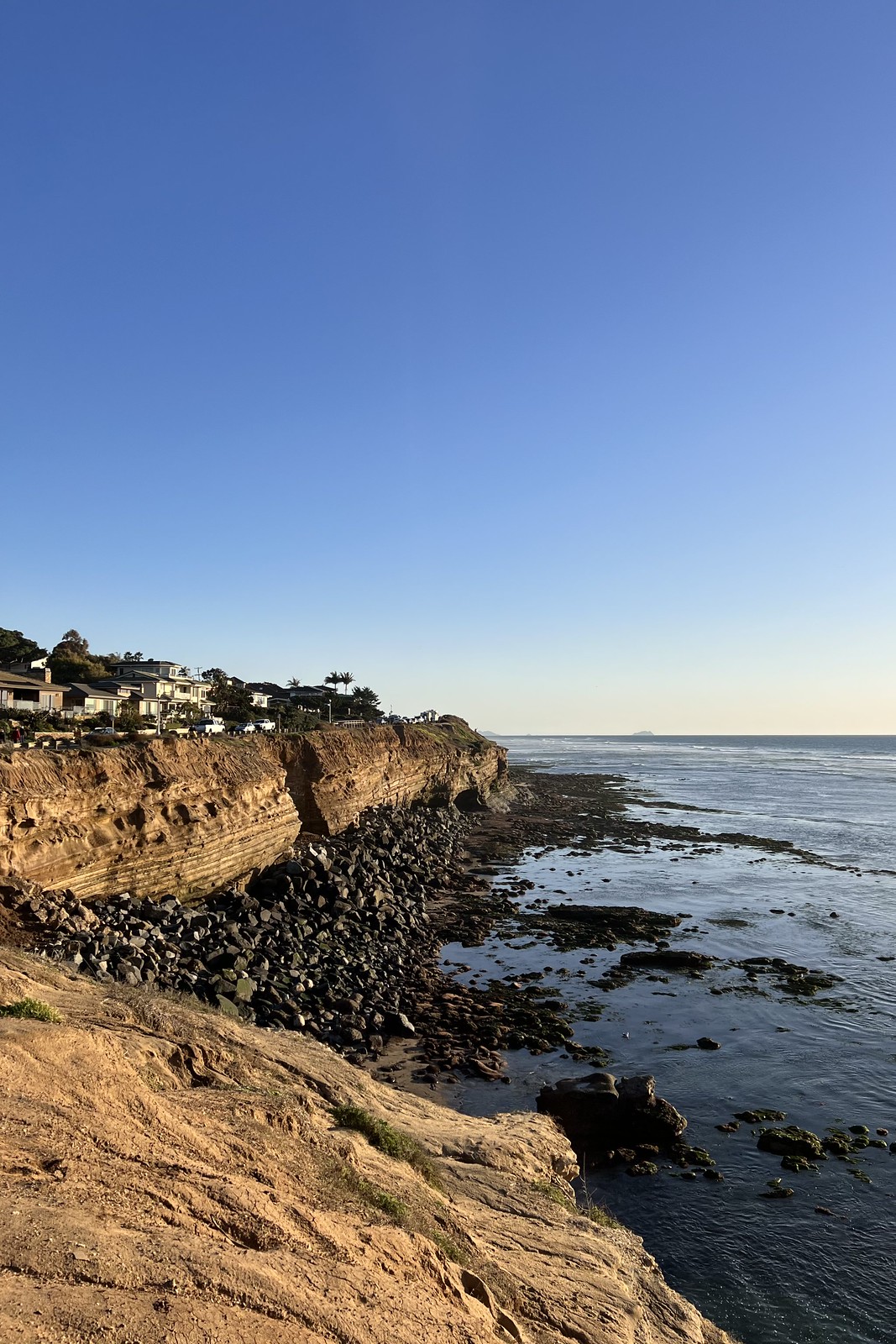 Sunset Cliffs at Golden Hour | 4 Day Itinerary San Diego, CA | What to do, see and eat in San Diego California | San Diego Travel Guide | First Timer's Guide to a Long Weekend in San Diego | Best Things to do in San Diego | Southern California Vacation