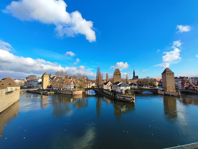 51 - Strasbourg - Février 2023 - lestrois tours face au Pont Vauban