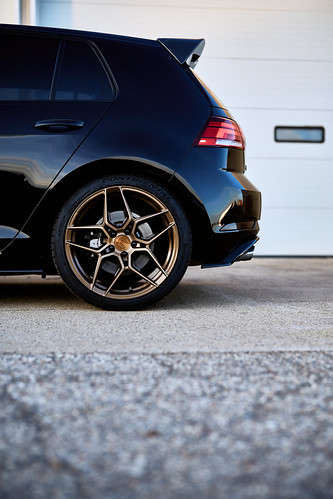 VW Golf R- RFX11 Brushed Bronze | Flickr