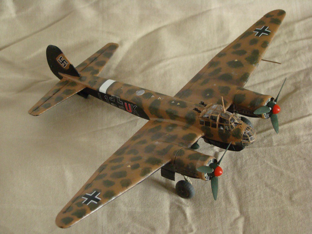 Ju 88 A4, Luftwaffe 2/LG1, North Africa 1941-2, Revell (1/72) +