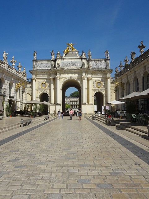 Nancy, La Place Stanislas, La Porte ou Arc Héré (7)
