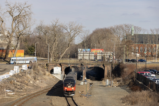 CT Rail 6701 at Hartford