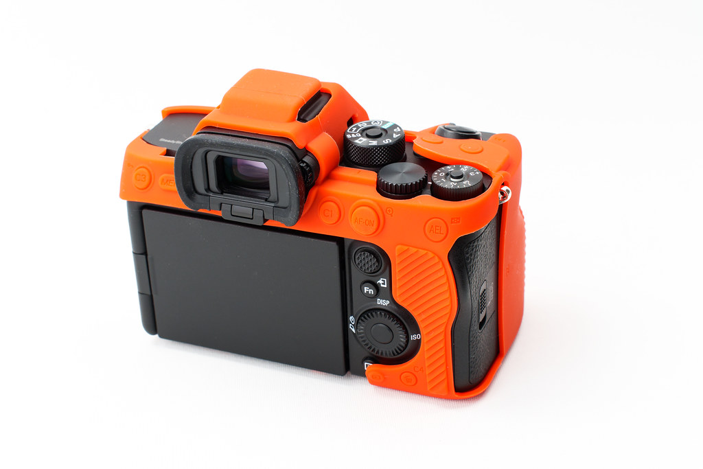Sony α7IVに便利でおすすめ！カメラアクセサリー厳選一覧|おちゃカメラ。