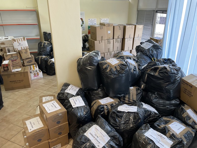 Παραδόθηκε η ανθρωπιστική βοήθεια από το Δήμο Αγρινίου για τους σεισμοπαθείς