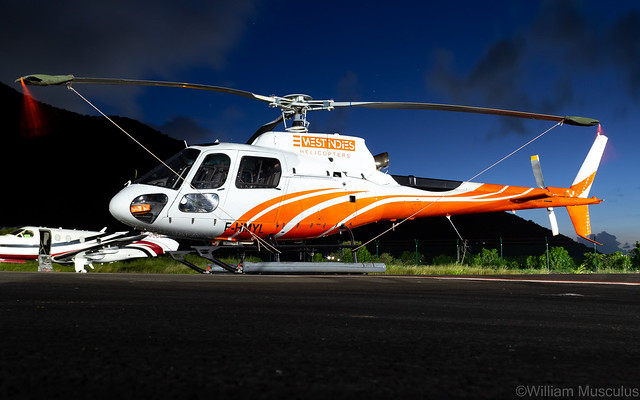 Aérospatiale AS 350B2 Ecureuil F-HMYL West Indies Helicopters