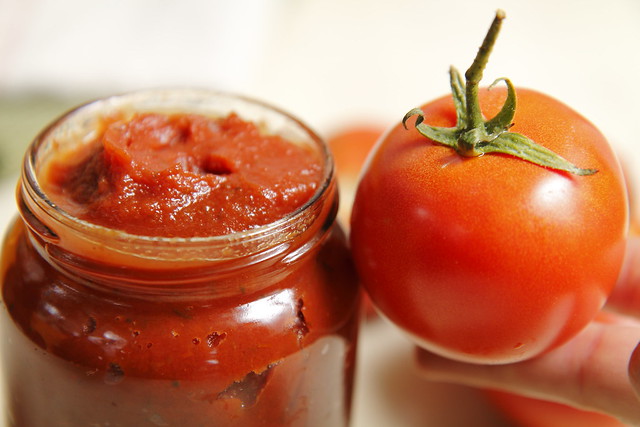 Tomato portraiture