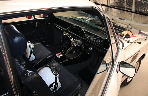 BMW 2002 Automatic | by Runabout63