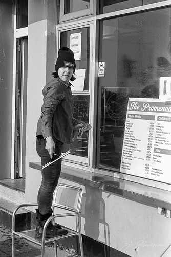 Cleaning Windows | by Yo Gladman