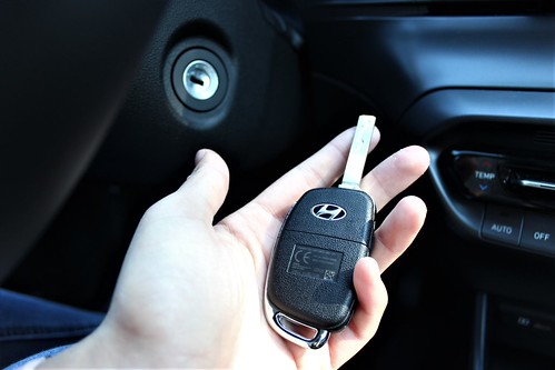 Ainda vale a pena comprar o Hyundai i20? | Ensaio
