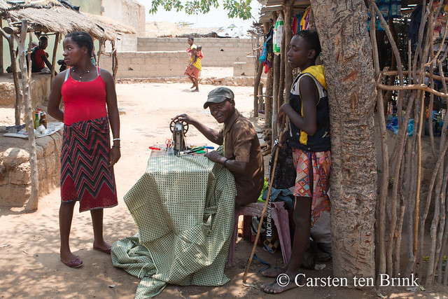 Angola 2022 - near Chibia - village tailor [bc2101}