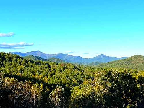 Read This: 100 Things to Do in the North Georgia Mountains Before You Die