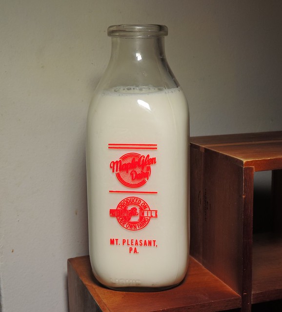 1957 Maple Glen Dairy Bottle, Front