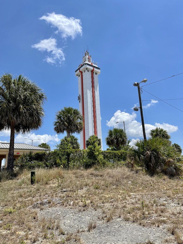 Citrus Tower. Clermont, Florida. Built in 1956. When US 27 was the main route of travel, and before the theme parks changed traffic patterns, the tower had six figures in numbers of visitors annually.