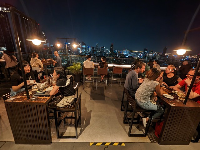 Rooftop Bar Night Bangkok Thailand Southeast-Asia © Dachbar Nacht Khrung Thep Südost-Asien ©