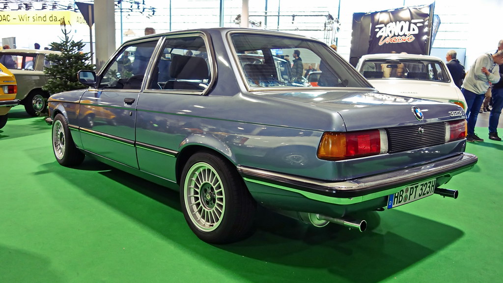 Image of BMW 323i (E21)