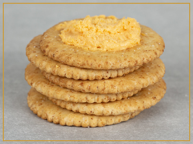 Cheese and cracker stacker -[ HMM ]-