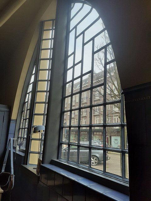 Raam postkantoor museum Het Schip.  Window post office. Le Musée du Navire, Amsterdam. Bureau de poste fenêtre spéciale. Das Schiffsmuseum, Amsterdam. Spezielles Fensterpostamt..