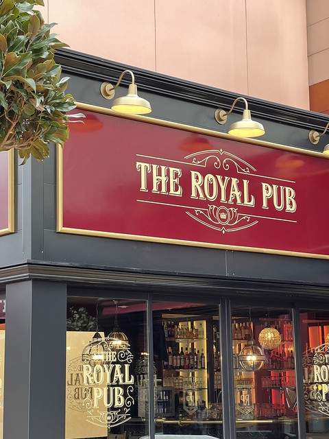 Ouverture de The Royal Pub à Disney Village ce 17 février